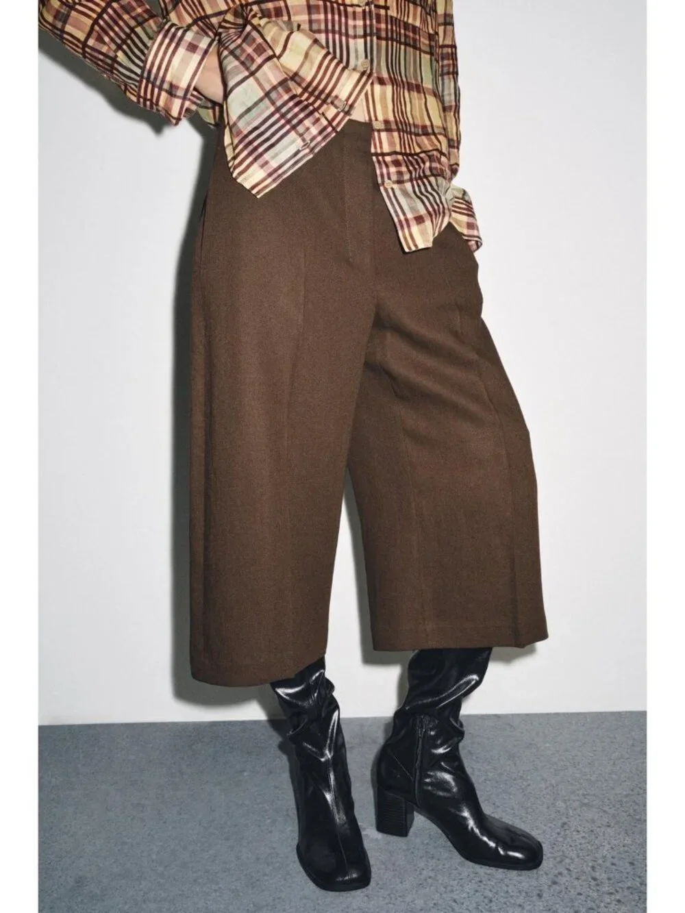 Zara ZW Womens Culotte Pants Long shorts XS Linen Chocolate Brown 8488/586 NWT